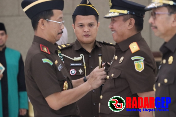 Kajati Riau Pimpin Acara Pelantikan Wakil Kepala Kejaksaan Tinggi Riau dan Kepala Kejaksaan Negeri Kampar